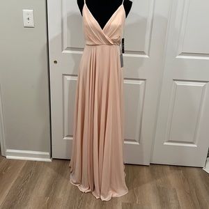 Lulu’s Dress NWT Size M - Blush
